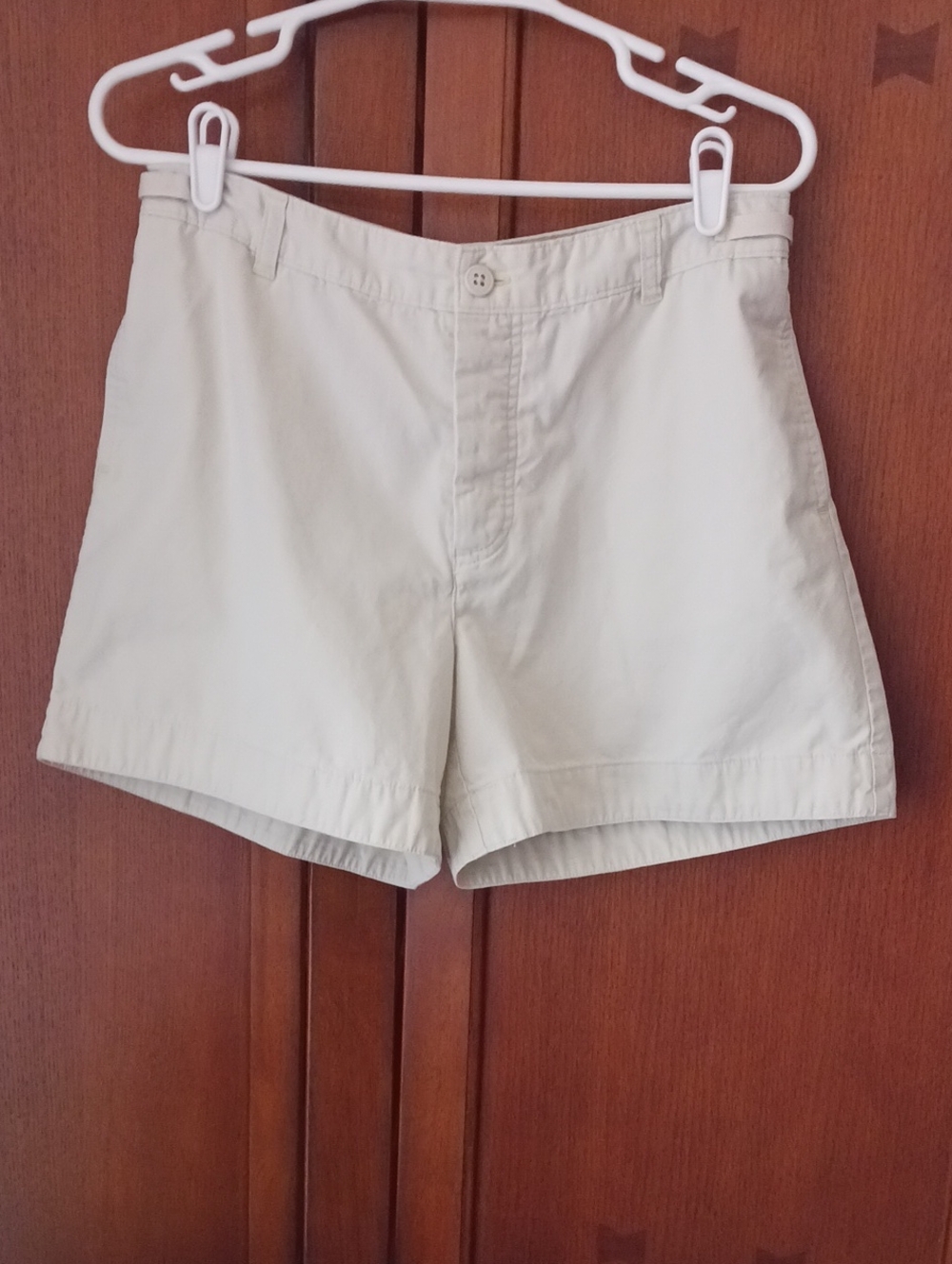 GAP Cream Cotton High-Rise Button Shorts